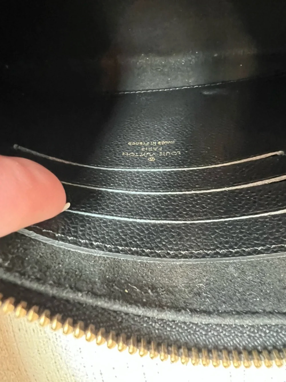 Louis Vuitton Melanie Pochette - Picture 7 of 16